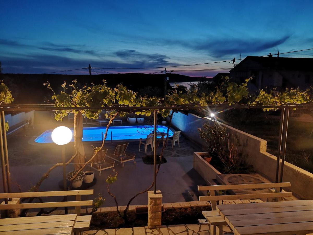 Casa Surya - Apartments With Sea View And Swimming Pool Barbat na Rabu Екстер'єр фото
