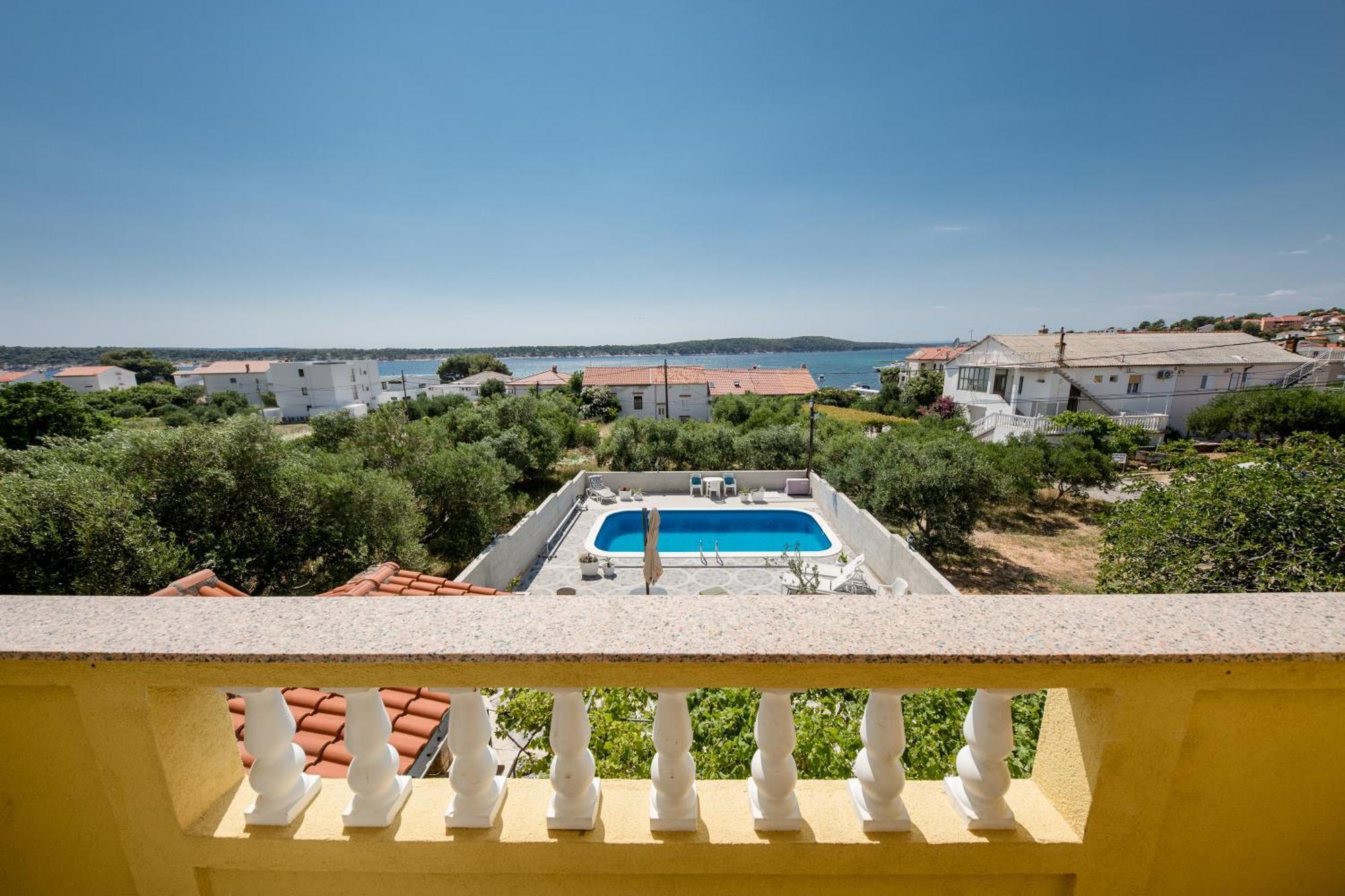 Casa Surya - Apartments With Sea View And Swimming Pool Barbat na Rabu Екстер'єр фото