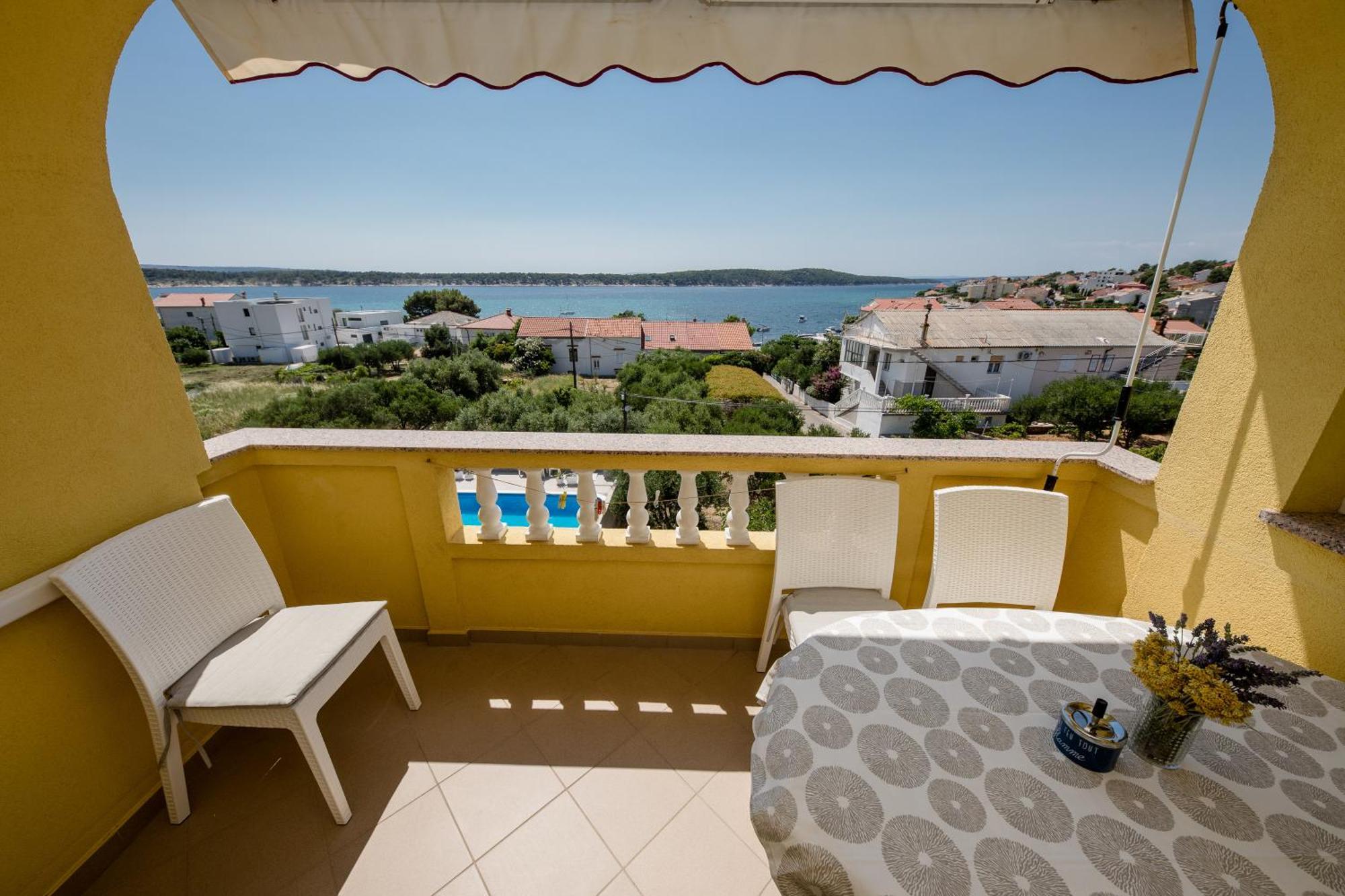 Casa Surya - Apartments With Sea View And Swimming Pool Barbat na Rabu Екстер'єр фото